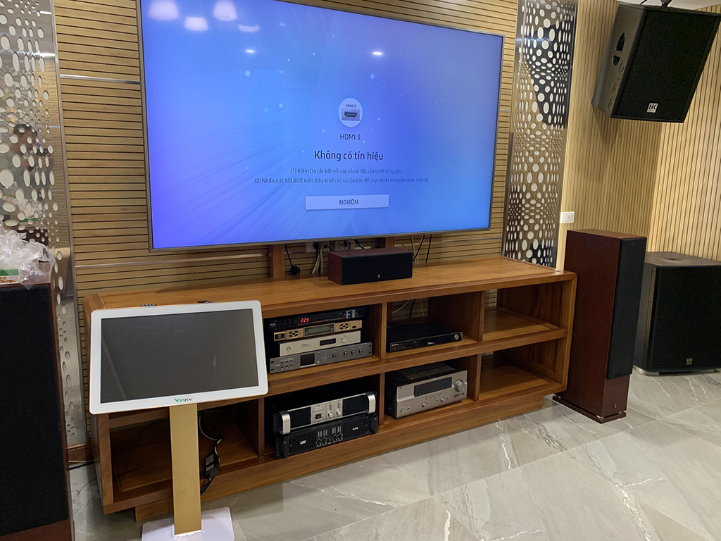 Chuẩn âm thanh gia đình hát karaoke, xem phim và nghe nhạc