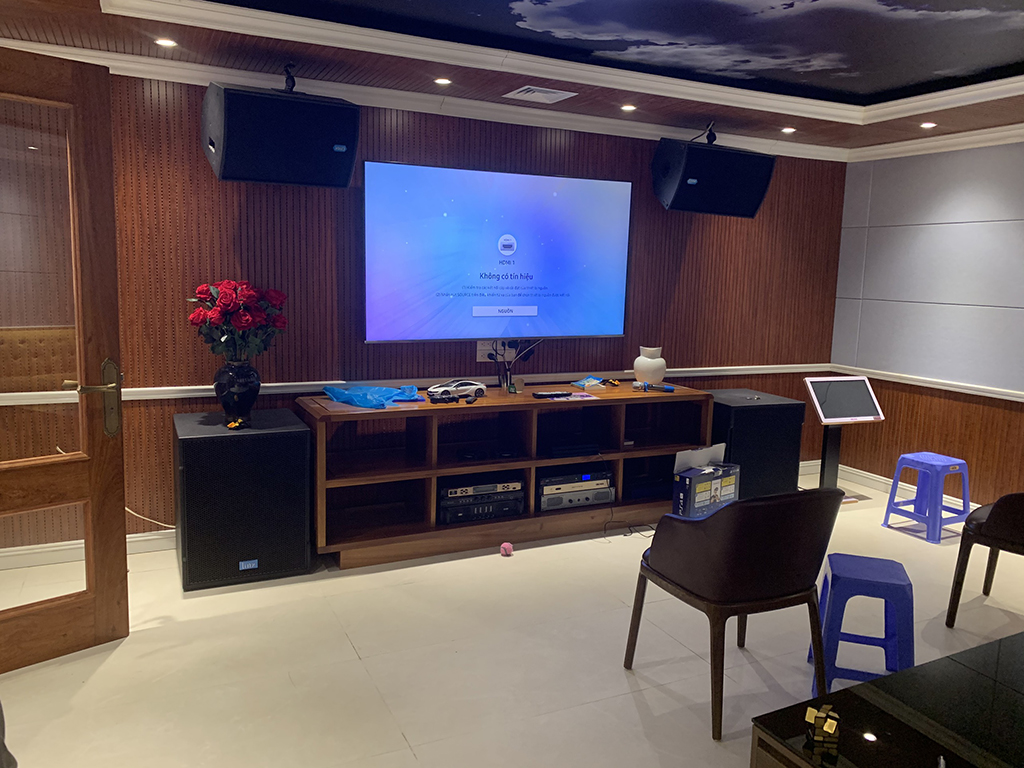 Chuẩn âm thanh gia đình hát karaoke, xem phim và nghe nhạc